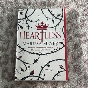 Heartless by Marissa Meyer Book